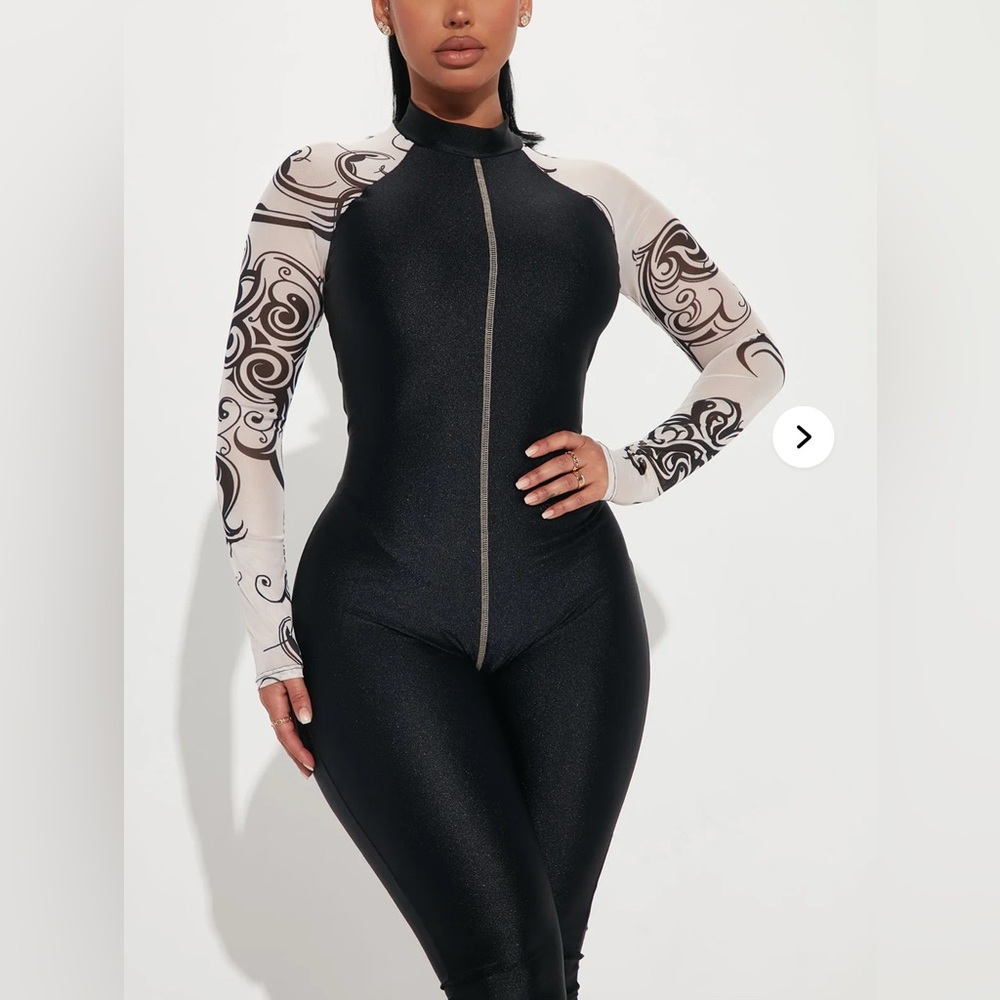 Fashion Nova Black and Cream Jumpsuit(please read description)